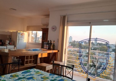 Amplio departamento de 2 dormitorios con vestidor y balcon