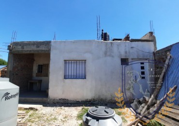 Casa a terminar con posibilidad de ampliacion